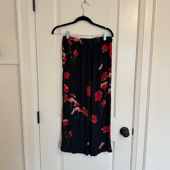 Aritzia Wilfred Faun Pants - Picture 3 of 13